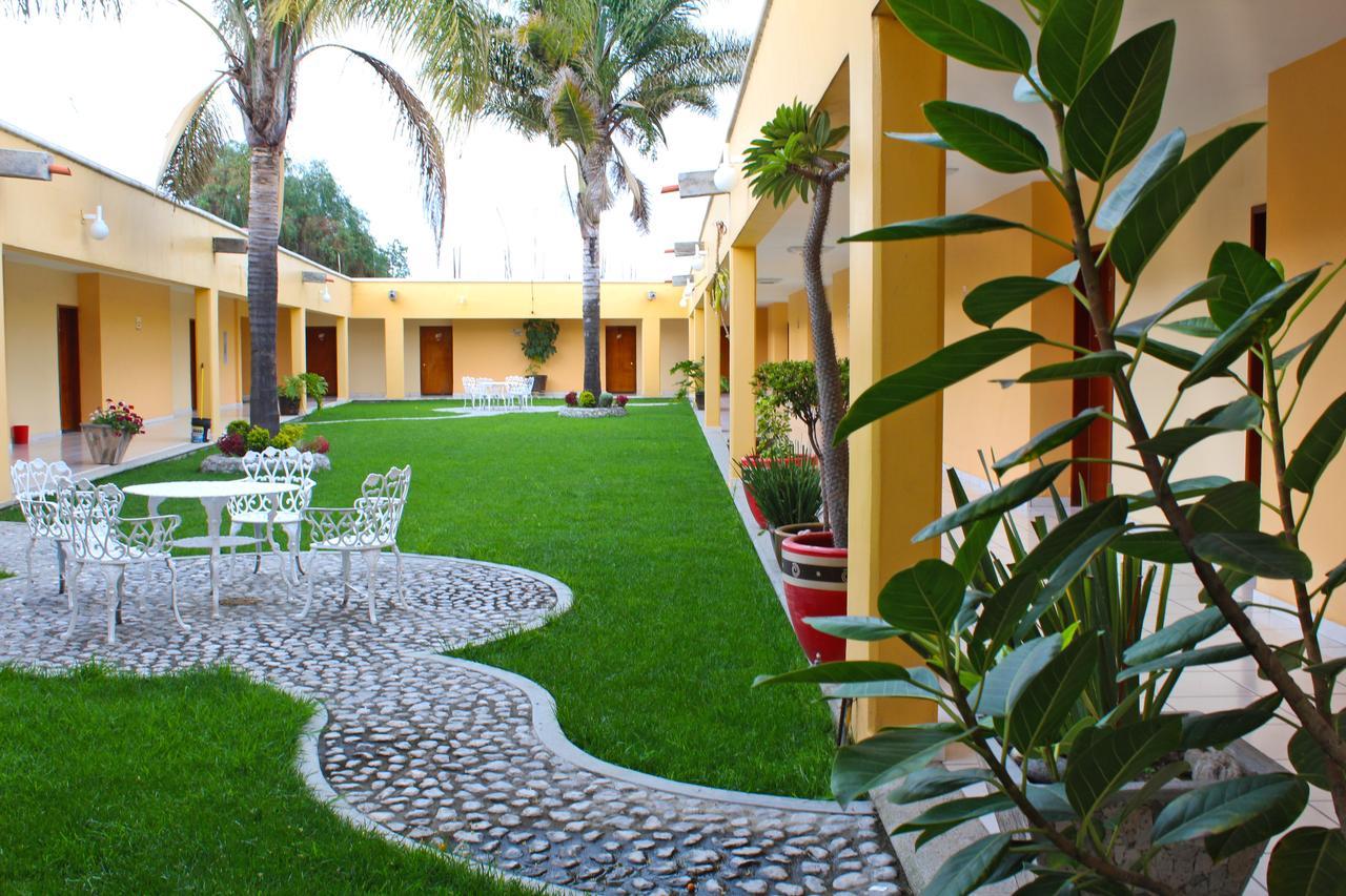 Hotel Real De Cortes Los Reyes  Exterior foto